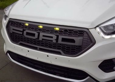 الصين 2017 Ford Kuga Escape Raptor Style الجديدة الشبكية الأمامية مع ضوء LED، أسود، أحمر، كروم المزود