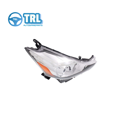 8113047510 تويوتا برايس مصباح الأمام والضوء الخلفي LED البلاستيك للسيارات ذات الأغراض الخاصة 8117047510